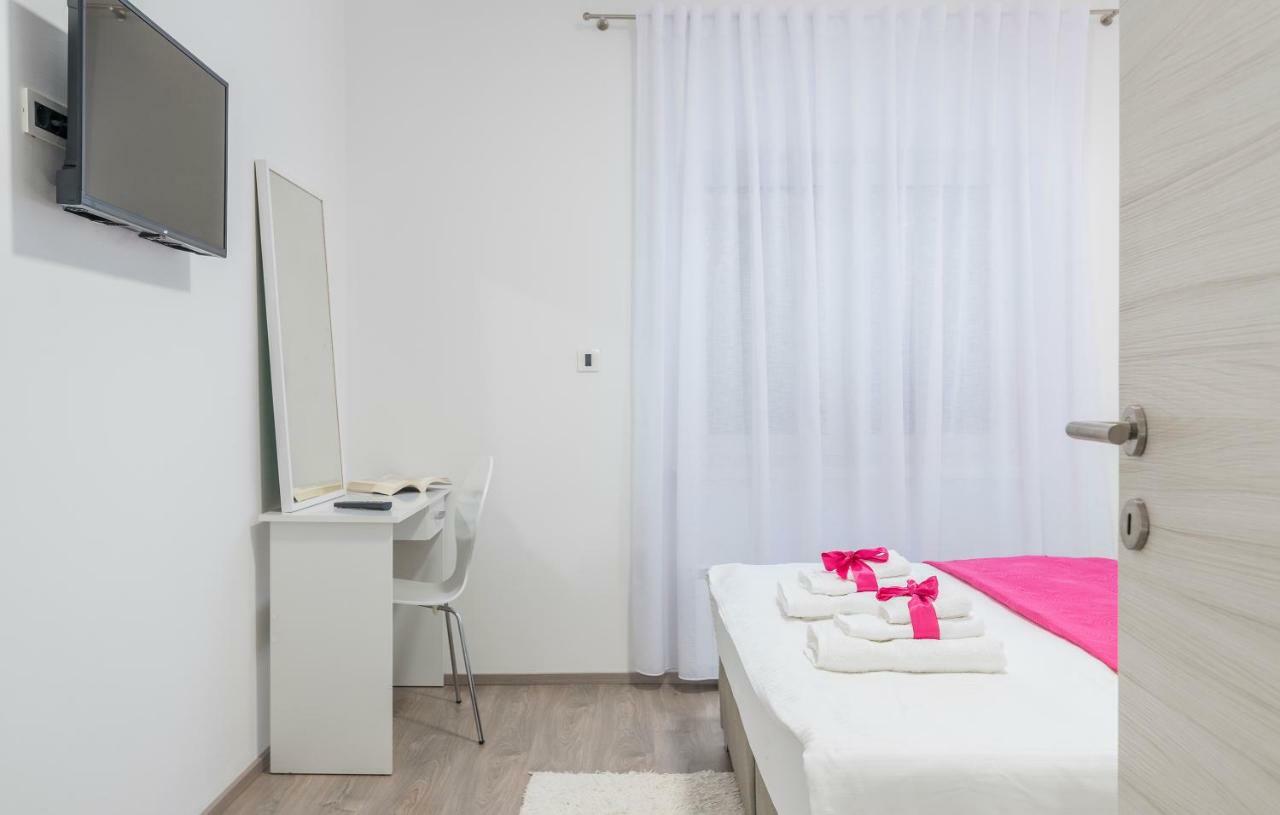 Apartments Vita Porec Exterior photo